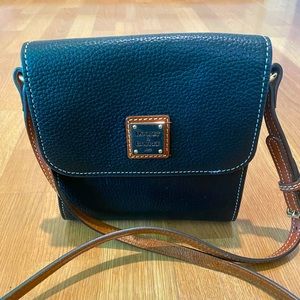 Dooney & Bourke Cross Body Bag